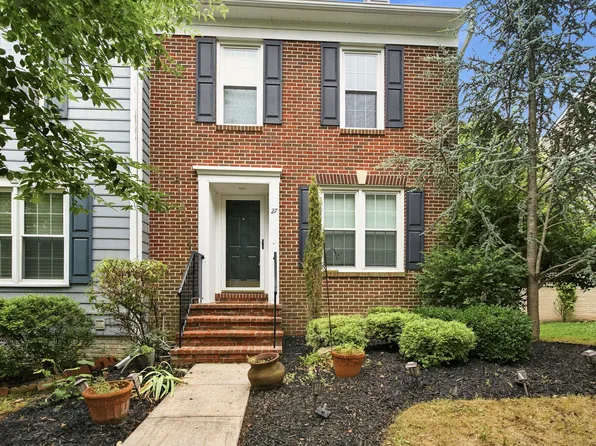 27 Ryan Ct, Shepherdstown, WV 25443