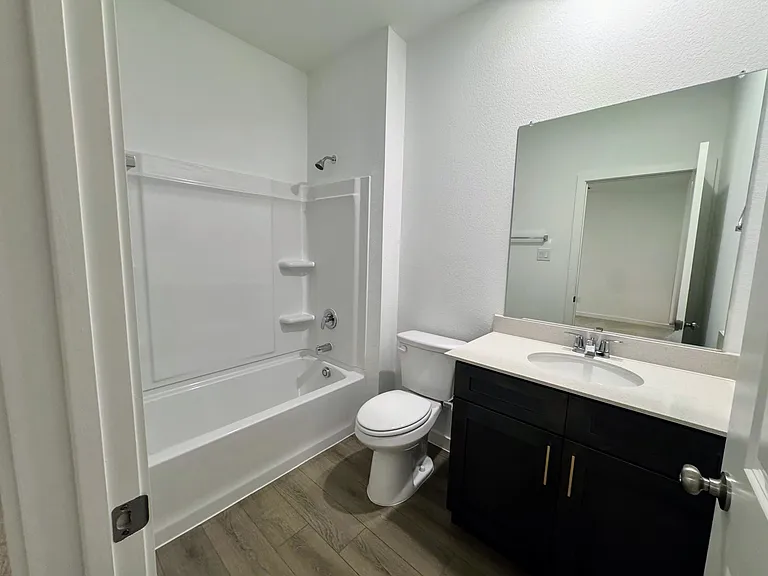 5720 Lakeview Dr — Photo 24