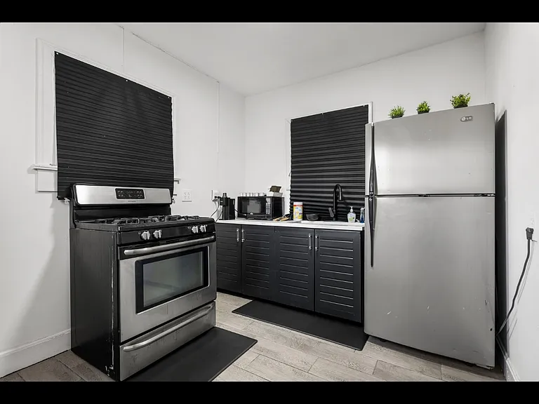 2807 Breeze Ter #B — Photo 9
