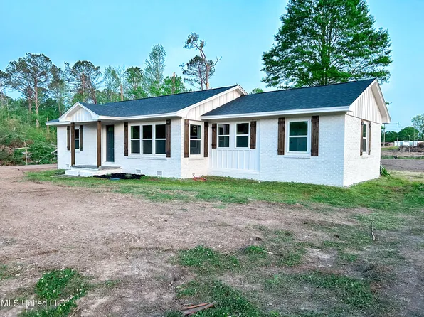 822 Eaton St, Taylorsville, MS 39168