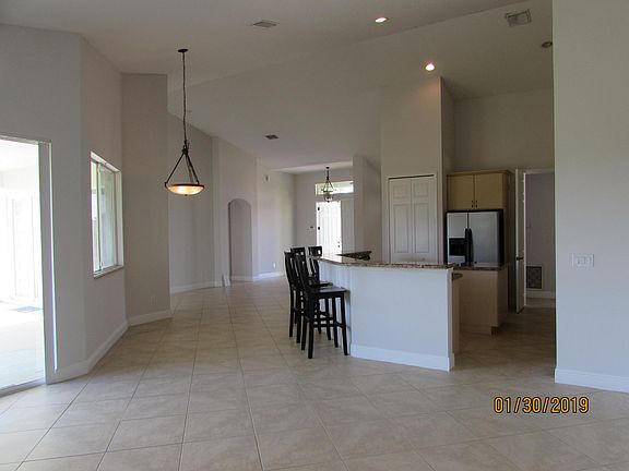 4th image of 2301 SW Halissee Street