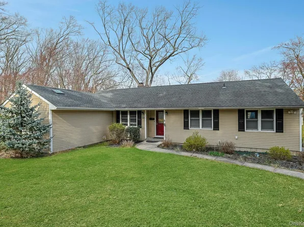 42 Briarwood Drive, New City, NY 10956