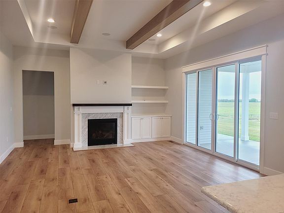 2nd image of 3151 Ashley Dr