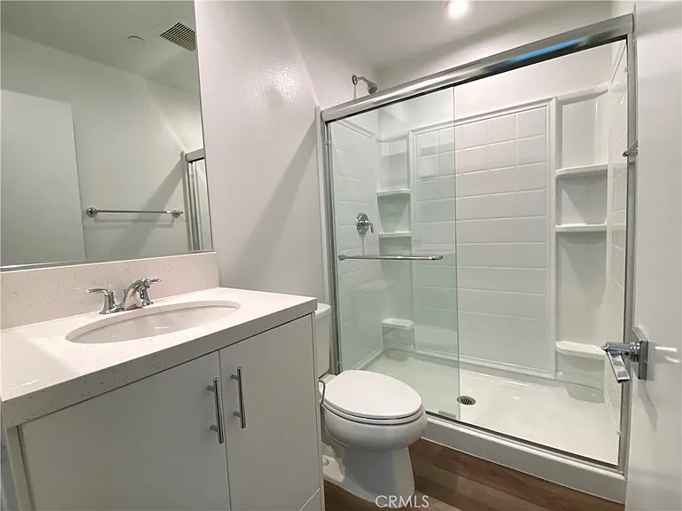 1319 W Cara Dr — Photo 8