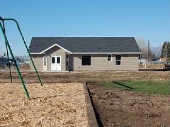 2nd image of 505 S Applewood Dr