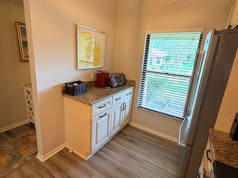 1341 Azalea Dr #1 — Photo 11