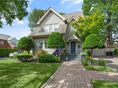 99 Rider Ave, Malverne, NY, 11565