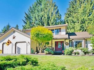 7663 Oak Park Pl NW, Bremerton, WA 98311