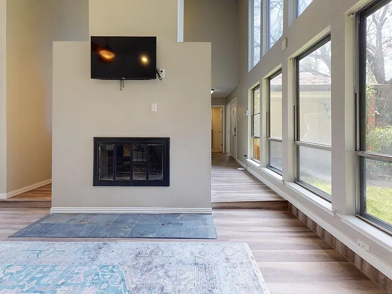 5330 Daytona Dr — Photo 6
