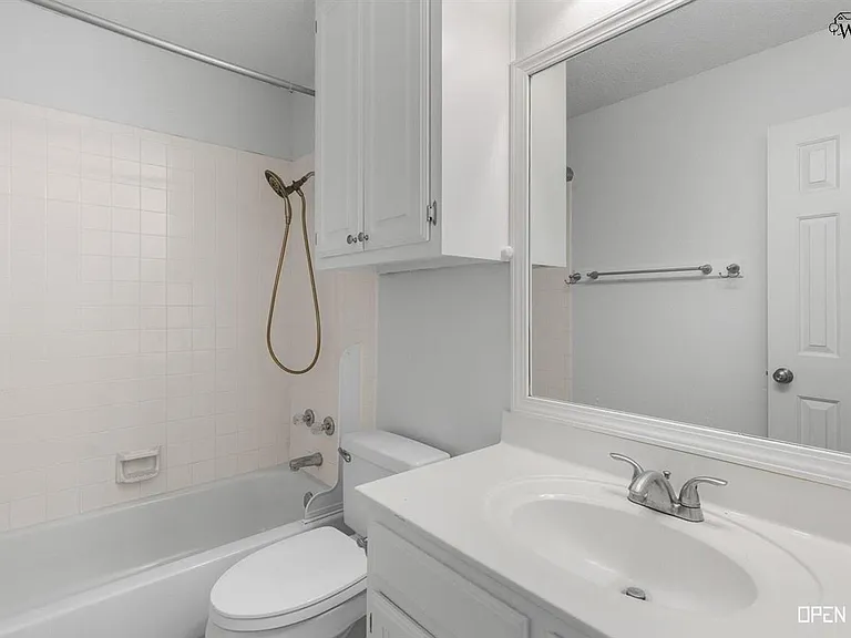 5 Worthington Ct — Photo 29