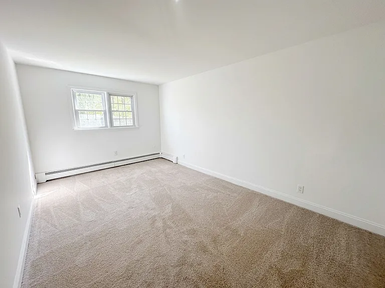 52 Manor Rd #C9 — Photo 6