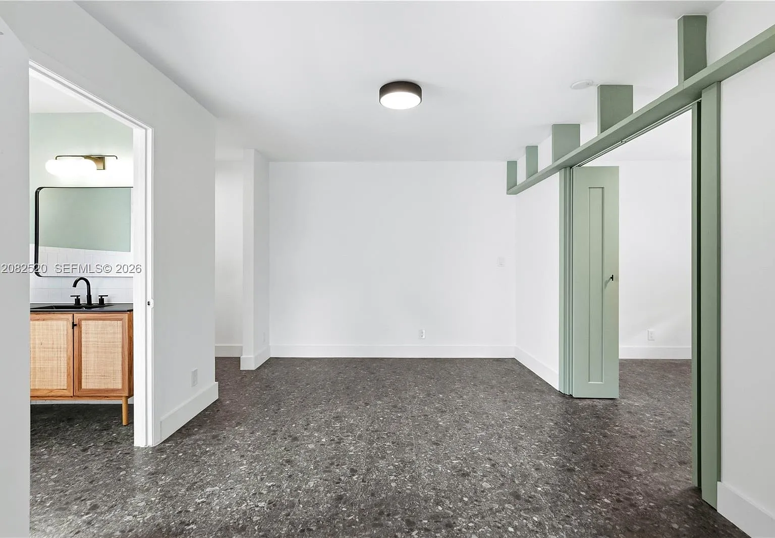 Oakland Park Second Add — Photo 3