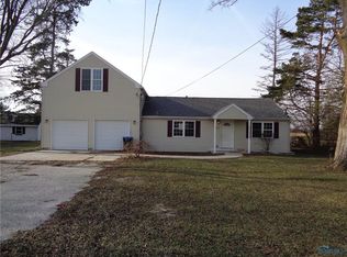 1506 S Wynn Rd, Oregon, OH 43616