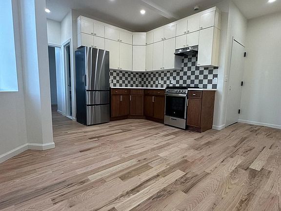 2nd image of 15 Palisades Ave #3