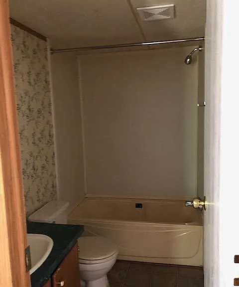 3392 Julia Ct — Photo 7