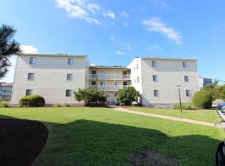 10300 Coast Guard Rd #205C, Emerald Isle, NC 28594