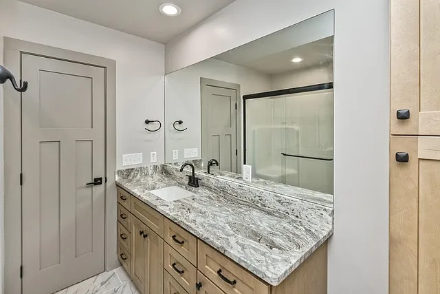 113 Caledonia Rd — Photo 17