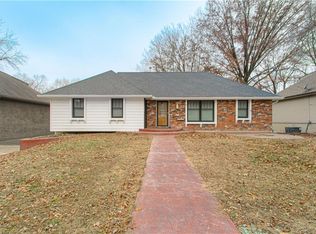 2600 Magnolia Ave, Liberty, MO 64068