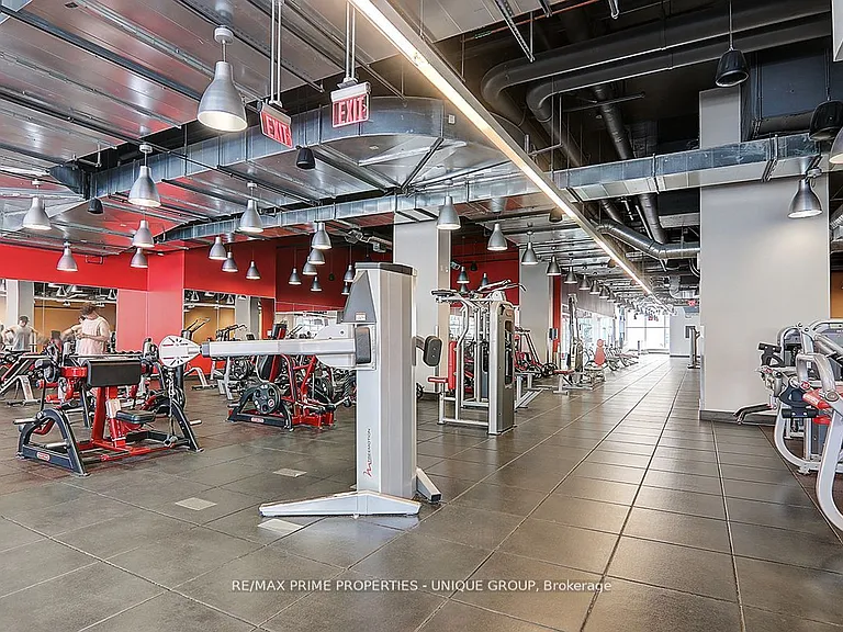 386 Yonge St #4101 — Photo 25