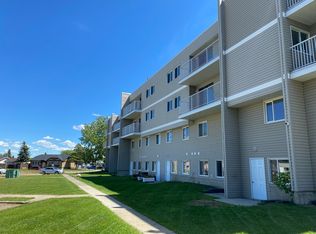 Riviera Garden, Edmonton, AB T5Y 1J7