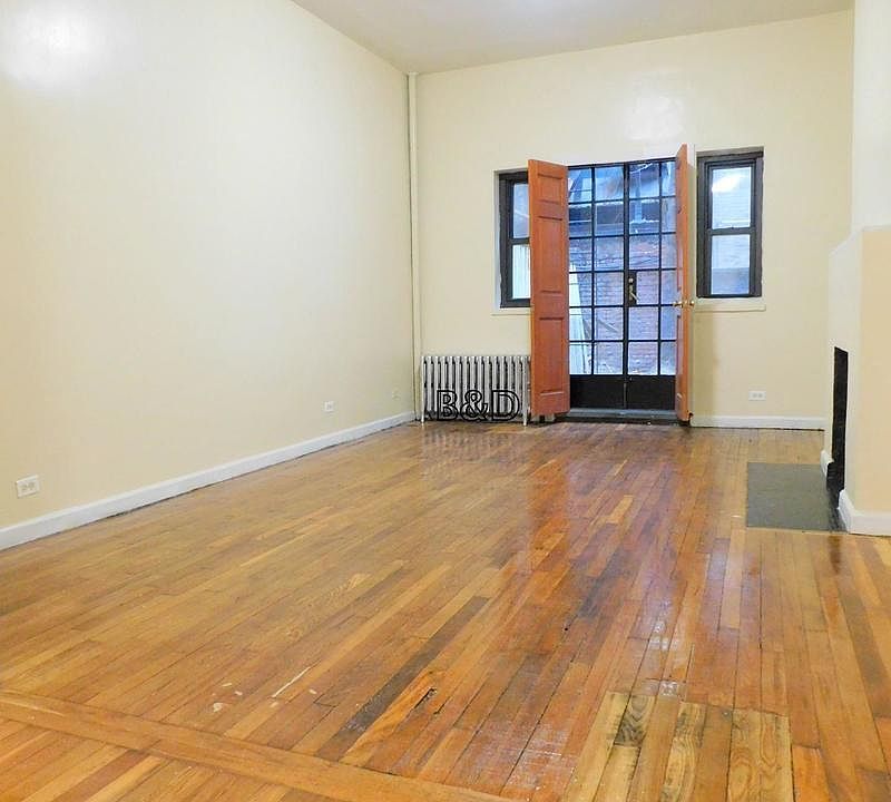 1st image of 215 W 18th St APT 1G