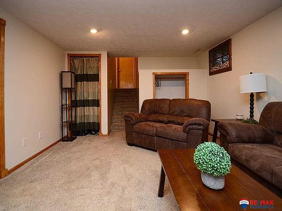 4th image of 7140 Garland St