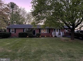312 N Red Hill Rd, Martinsburg, WV
