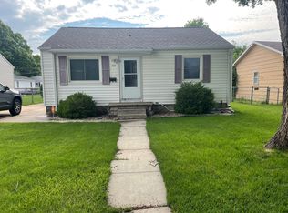 1014 S Vine St, Grand Island, NE 68801
