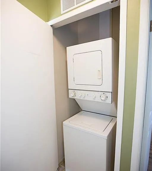 2420 Parmenter Blvd #210 — Photo 12