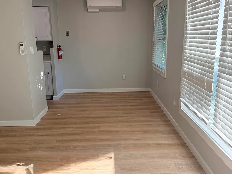 407 NE 8th Ave #2G — Photo 9