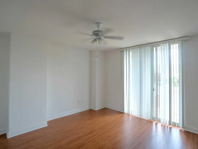 610 Clematis St #528 — Photo 7