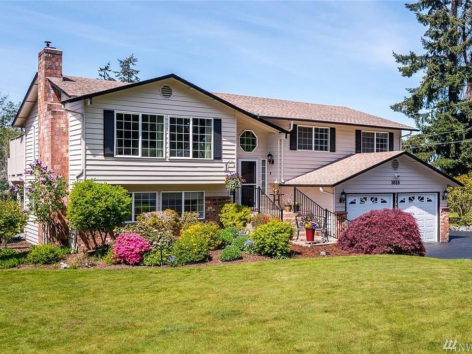 1st image of 3816 83rd Ave NE