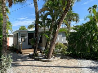1119 Periwinkle Way UNIT 311, Sanibel, FL 33957