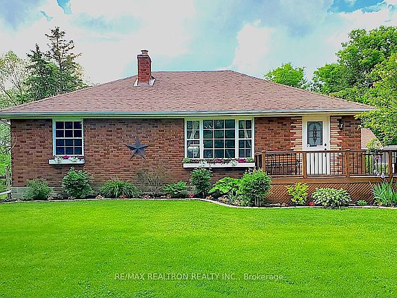 4th image of 4881 Mount Albert Rd