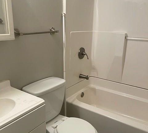 5th image of 9678 Adair Ct