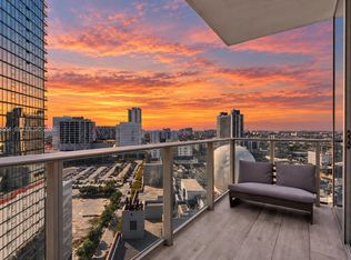 Paramount Miami, Miami, FL 33132