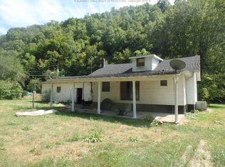 339 James Branch Rd, Wharton, WV 25208