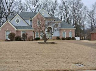 7770 Sunny Trail Dr, Memphis, TN 38135