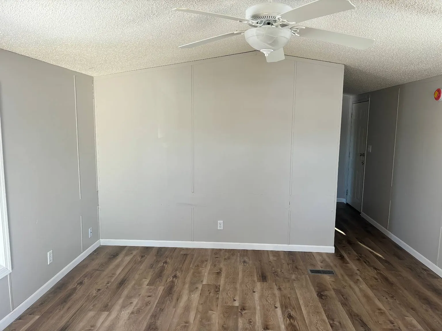 2 bed, 1.0 bath, 728 sqft, $849 — Photo 4