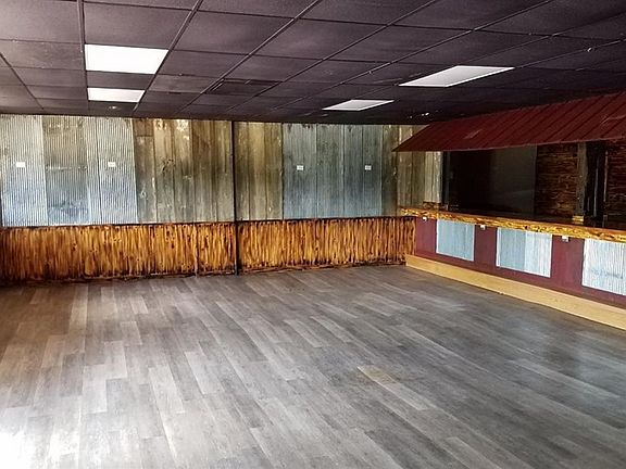 2nd image of 1317 E Main St