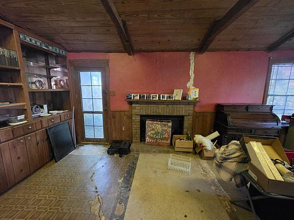 5th image of 202 Seamon Rd