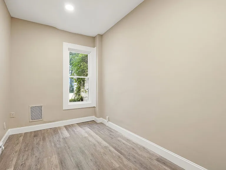 26 W. North Street — Photo 15