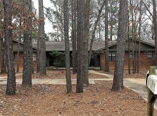 360 Santa Fe Trl, Ellenwood, GA 30294