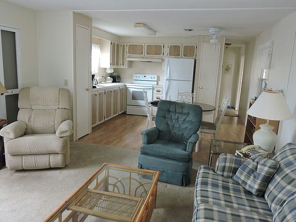 5th image of 38515 Hummingbird Ct
