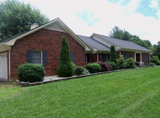 1029 Baldwin Rd, West Jefferson, NC 28694