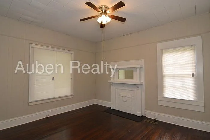 4 bed, 1600 sqft, $1,400 — Photo 4