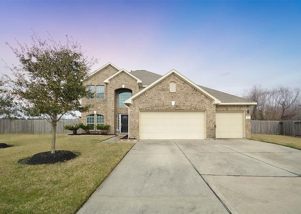 2nd image of 2922 Rippling Brook Ln