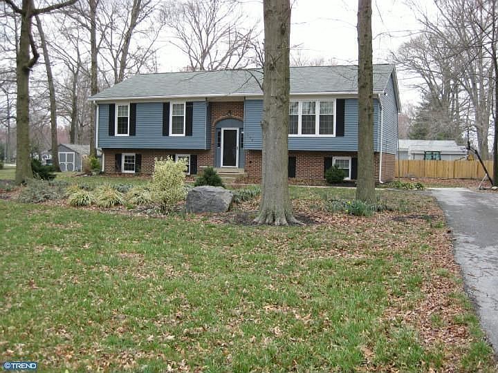 1st image of 104 Dorothy Dr