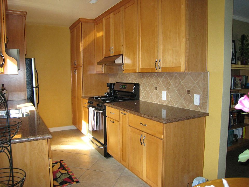 2nd image of 12536 Fineview St