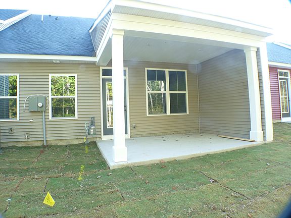 Rear covered porch